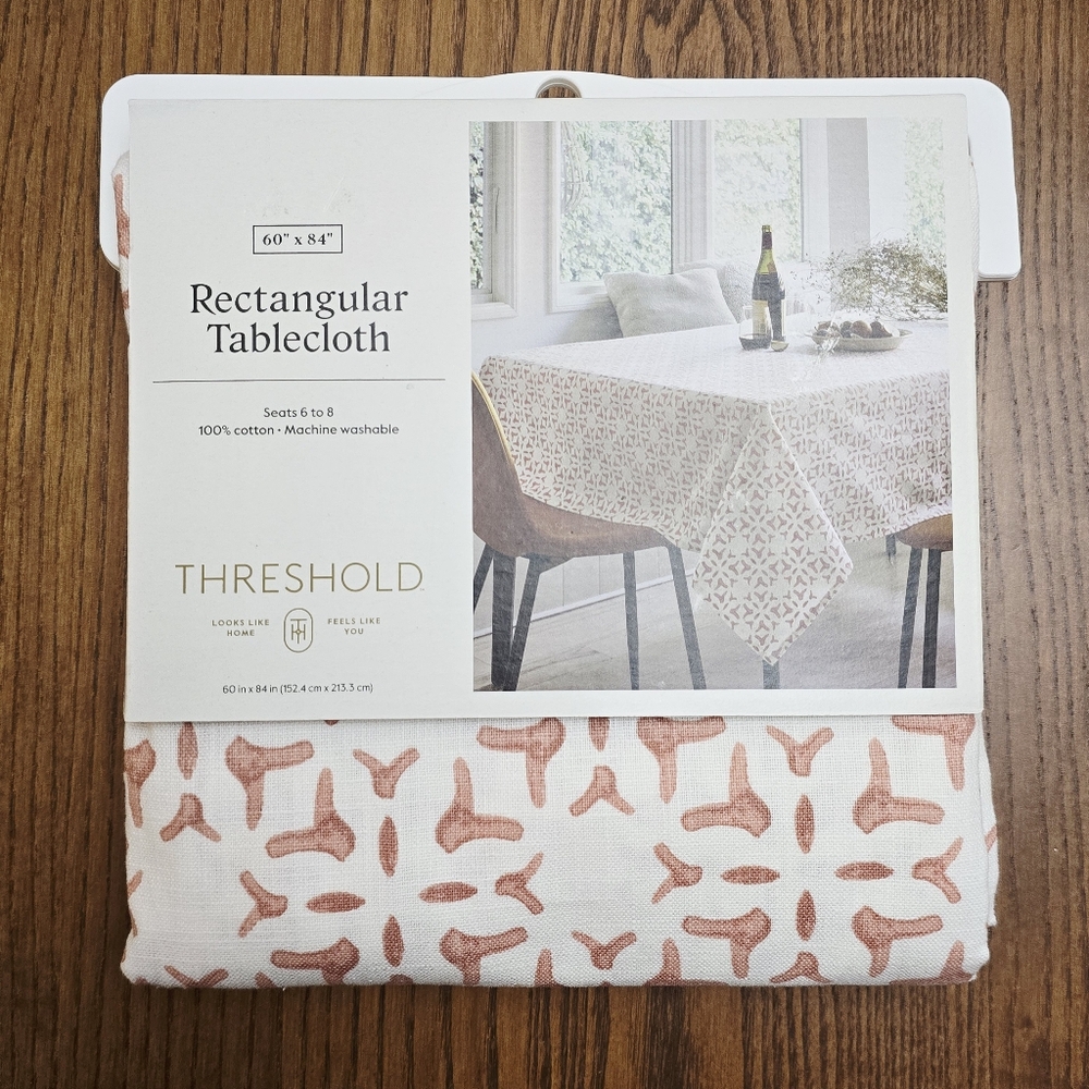 NEW Threshold Fabric Tablecloth Cotton 60 x 84 Rectangular White Dusty Rose Pink
